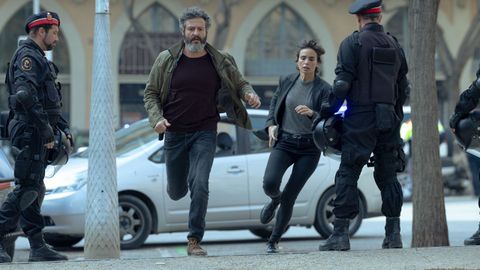 Isak Frriz y Vernica Echegui, en la serie