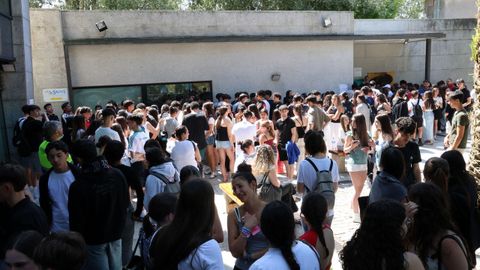 Cola para los conciertos del Albari�o