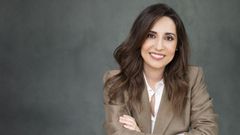 La escritora �ngela Banzas