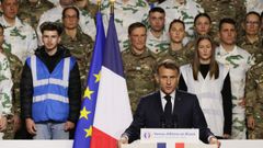 Macron anunci el servicio militar voluntario en el cuartel de Varces, en los Alpes franceses.