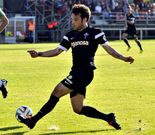 El jugador de Ortigueira, el domingo en el campo del Somozas. 