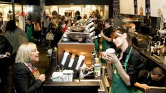 Apertura de Starbucks en El Corte Ingls de Vigo, a finales de septiembre del 2017 