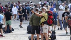 La Praza do Obradoiro con numerosos turistas en una imagen del pasado junio.