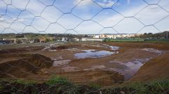 Explanada para el futuro parque comercial de A Revolta 
