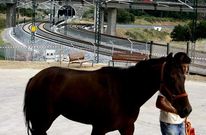 Los obreros se han ido hace unos d�as del entorno de Angrois afectado por el accidente.