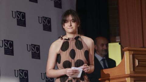 Carla Castrillo intervino en el acto de entrega de diplomas a los mejores expedientes de Galicia