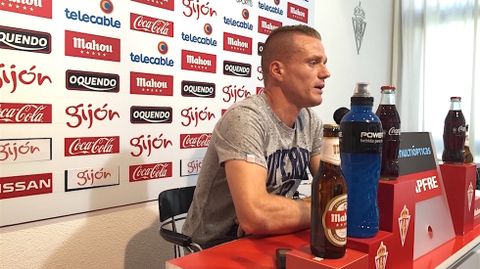 Alberto Garc�a.Alberto Garc�a 