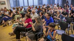 Imaxe�de p�blico nunha presentaci�n literaria de Barbantia