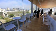 La cafeter�a tiene una vista panor�mica a la Muralla