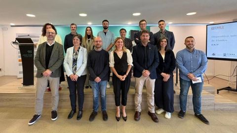 El director general de Innovaci�n, Iv�n Aitor Lucas del Amo, con la directora del CEEI, Cristina Fanjul, el director del �rea de Transferencia, Jorge Garc�a; la vicerrectora de Transferencia, Elena Luque; y representantes de los proyectos seleccionados.