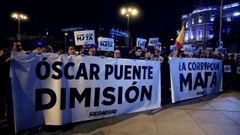 Concentraci�n de protesta del Sindicato Solidaridad por el accidente ferroviario en Toledo, el mismo d�a del siniestro, en Madrid.