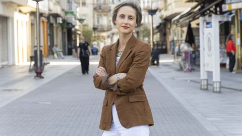 <span lang= gl >Mar�a, na r�a Coru�a de Carballo, localidade que � o seu espazo vital</span>