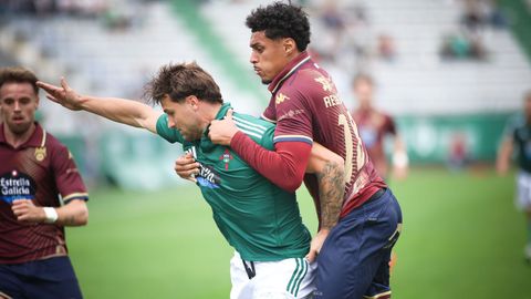 Alcaina intentando ganar la posici�n frente a su rival
