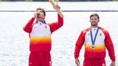 Diego Domnguez, dedicndole en Pars a su madre el bronce olmpico con el gesto que siempre repite hacia ella con cada xito, mirando y sealando al cielo