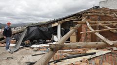 Cuatro vecinos se quedan sin�techo�sobre sus buhardillas en Ver�n