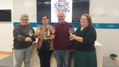 Mariluz Exp�sito, Concepci�n Iglesias Pousa, C�sar Fern�ndez y Yolanda G�mez, en la presentaci�n de la Feira do Vi�o do Ribeiro
