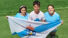 Los tres jugadores del Coreti Rugbi Lal�n que participaron.
