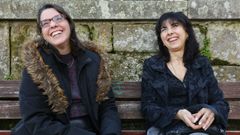 Matilde Rodr�guez, directora de M�rketing de Avigal, y la veterana operaria Raquel Paleo