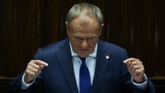 Donald Tusk, durante la mocin de censura celebrada el 11 de junio