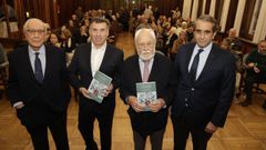 Alberto Mart�nez Isla (segundo por la izquierda) present� en el N�utico el libro �Cirujanos en la cocina�, junto a Fernando Cobi�n Varela (izquierda), Javier Ozores (tercero por la izquierda) y Fernando Cobi�n S�nchez (derecha).