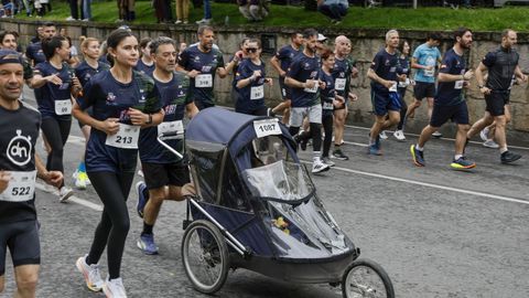 Carrera solidaria de la Polic�a Nacional en Ourense