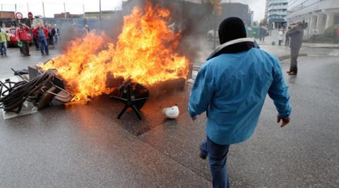 Protesta por el impago de las prejubilaciones de Naval GIj�n. CSI