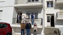 Antiguas viviendas de profesores del colegio dos Castros, en Burela, cedidas por el Concello al Centro San Aníbal