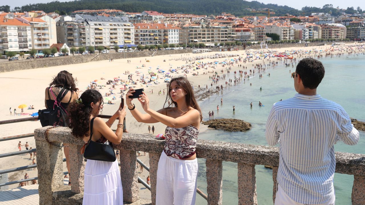 Tórrido inicio de agosto en Galicia con noches tropicales y avisos naranjas por calor