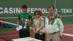 Chema Fantova Sicre gan� la Copa Calleja en el club donde aprendi� a jugar, el Casino Ferrolano-Tenis Club