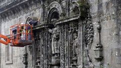 La Puerta Santa sufre da�os por un mal mantenimiento