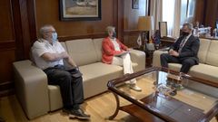 A la reuni�n entre Quintana y Mi�ones tambi�n asisti� Lino Sexto (a la izquierda), de Gardacostas