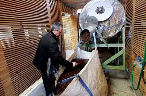 La producci�n de compost a partir de la basura org�nica necesita la implicaci�n social. 