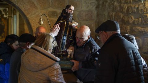 La procesi�n lleg� hasta la capilla de San Ant�n