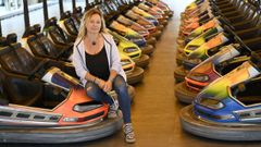 Menchu Camarero, en las atracciones que tiene montadas estos d�as en A Estrada