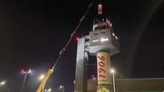 El 15 de febrero del 2022 fueron instaladas sobre la torre de control del aeropuerto de Vigo parte de las 19 cmaras que recogern las imgenes de los aviones que operen en Peinador y que sern transmitidas al centro ubicado en el stano del antiguo aparcamiento