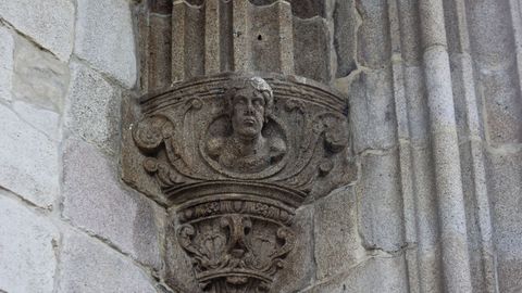 Detalle del P�rtico de la Catedral de Lugo