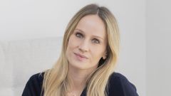 Ana Morales, escritora del libro  Estado civil: Cansada .