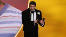 Bad Bunny, en la entrega de los Grammy. �Deb� tirar m�s fotos� fue reconocido como mejor �lbum