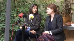 La editora de Acantilado, Sandra Ollo, y la de Anagrama, Silvia Ses�, en la presentaci�n de la nueva colecci�n dedicada a Simenon.