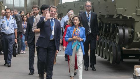 La ministra de Defensa, Margarita Robles, visita la f�brica General Dinamics, a 9 de septiembre de 2022, en Trubia, Asturias