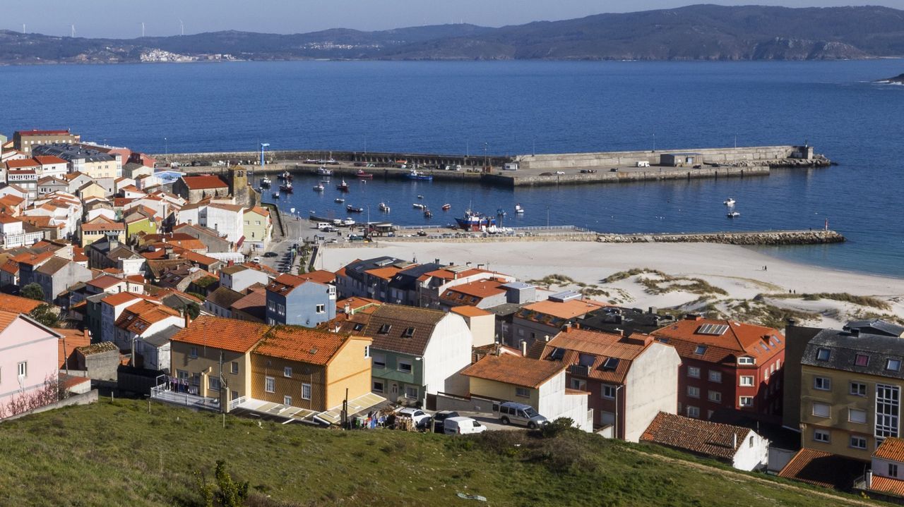 De Asturias a Laxe para buscar a sus padres biológicos: «Solo quiero saber mi verdad, no pretendo destrozar ninguna familia»