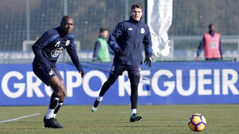 Kakuta, con Pinchi en el entrenamiento de hoy