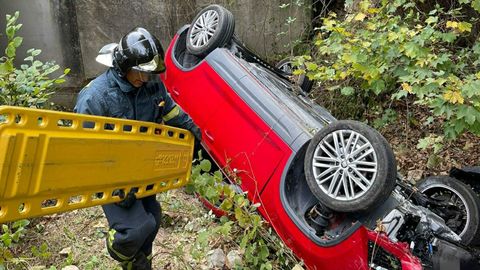 Accidente de tr�fico en Pe�amellera Alta