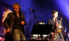 El grupo 7Setenta durante una de sus m�ltiples actuaciones en Vilagarc�a de Arousa. 