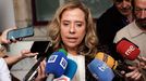La consejera de Transici�n Ecol�gica, Industria y Comercio, Belarmina D�az, atiende a los medios de comunicaci�n tras la reuni�n de la Comisi�n Regional de Seguridad Minera de Asturias, este jueves en oviedo