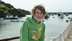 Baldomero Fern�ndez, el patr�n del Rondelo, ayer en el muelle tapiego, horas despu�s del rescate. 