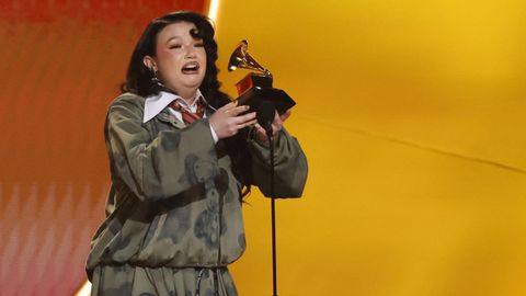 Lola Young, Mejor interpretaci�n de pop individual