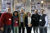 Alumnos y exalumnos del primer colegio de sordos creado en A Coru�a hace 51 a�os se reunieron ayer. 