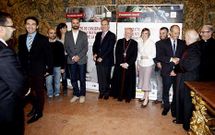 El solemne acto de entrega de credenciales a los seis becarios se celebr� en la Catedral. 