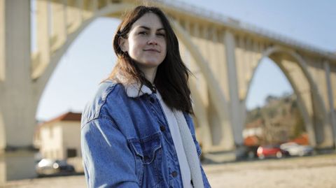 Antía Yáñez, autora da obra «Senlleiras», primeira lectura do club muxián, visitará a localidade este venres